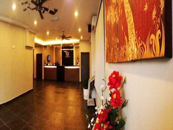 Golden Court Hotel - Tun Abdul Razak Джохор-Бару Экстерьер фото